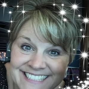 Meet your Posher, Kelli